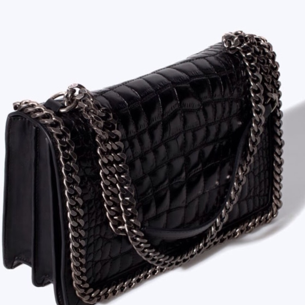 Zara ‘City Bag’ -Black Quilted Bag w/ Silv…